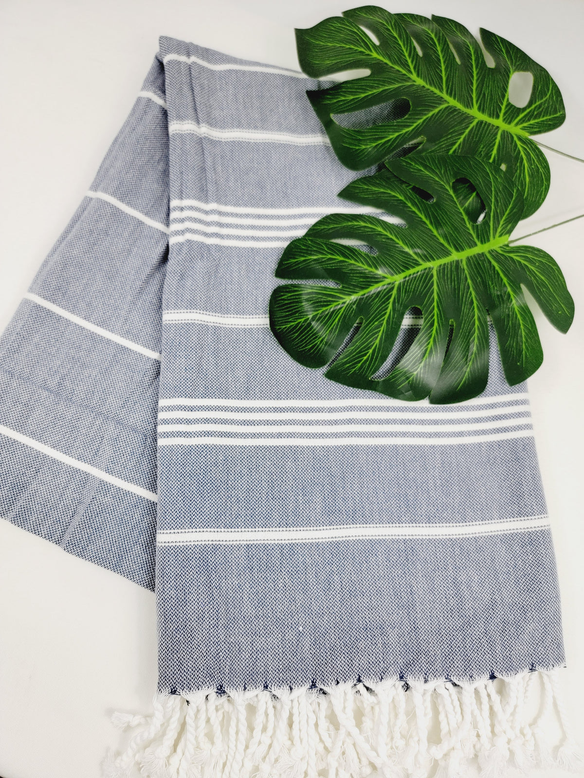 Serviette à séchage rapide facile à transporter 70 x 36 – bleu marine foncé