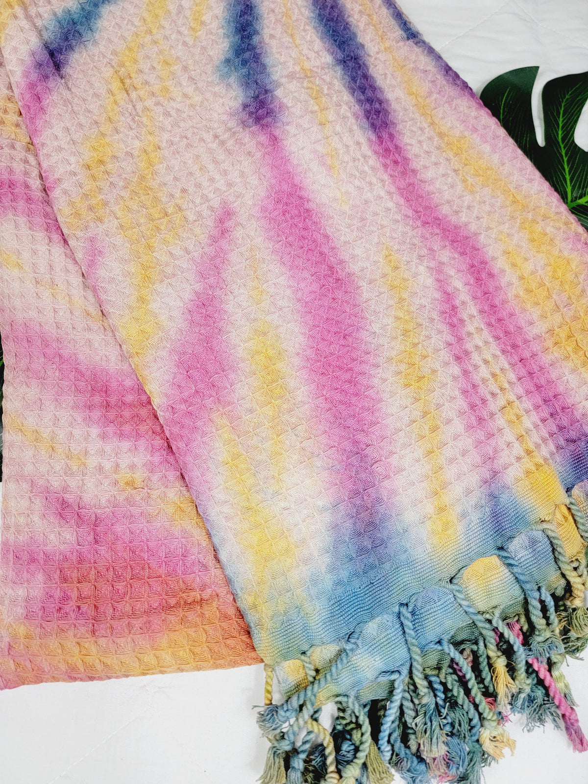 100% Cotton Throw 40 x 70 Hand Tie Dye Lightweight Home Decor