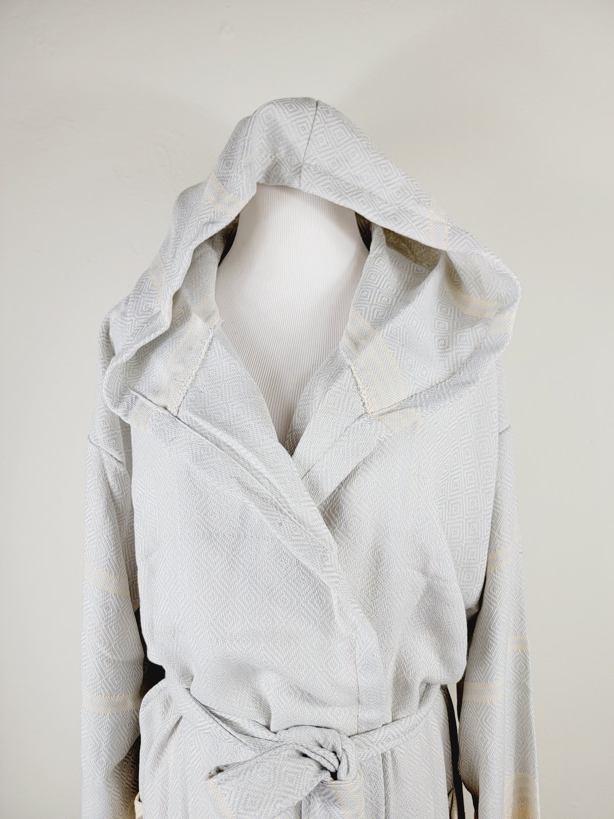 Unisex Robe, Beach or spa Robe with pockets - Light Gray