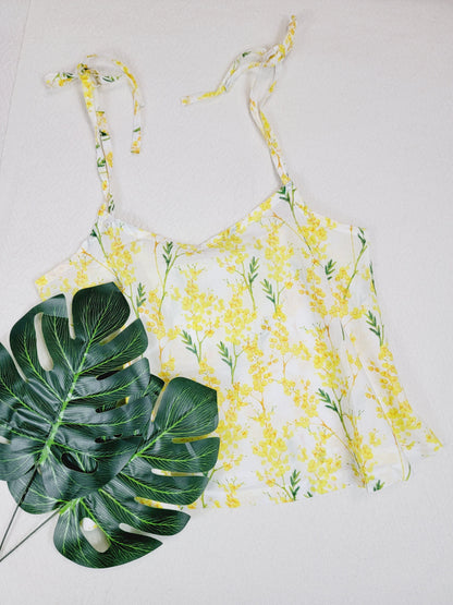 TANK TOP WITH ADJUSTABLE STRAPS