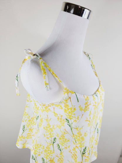 TANK TOP WITH ADJUSTABLE STRAPS