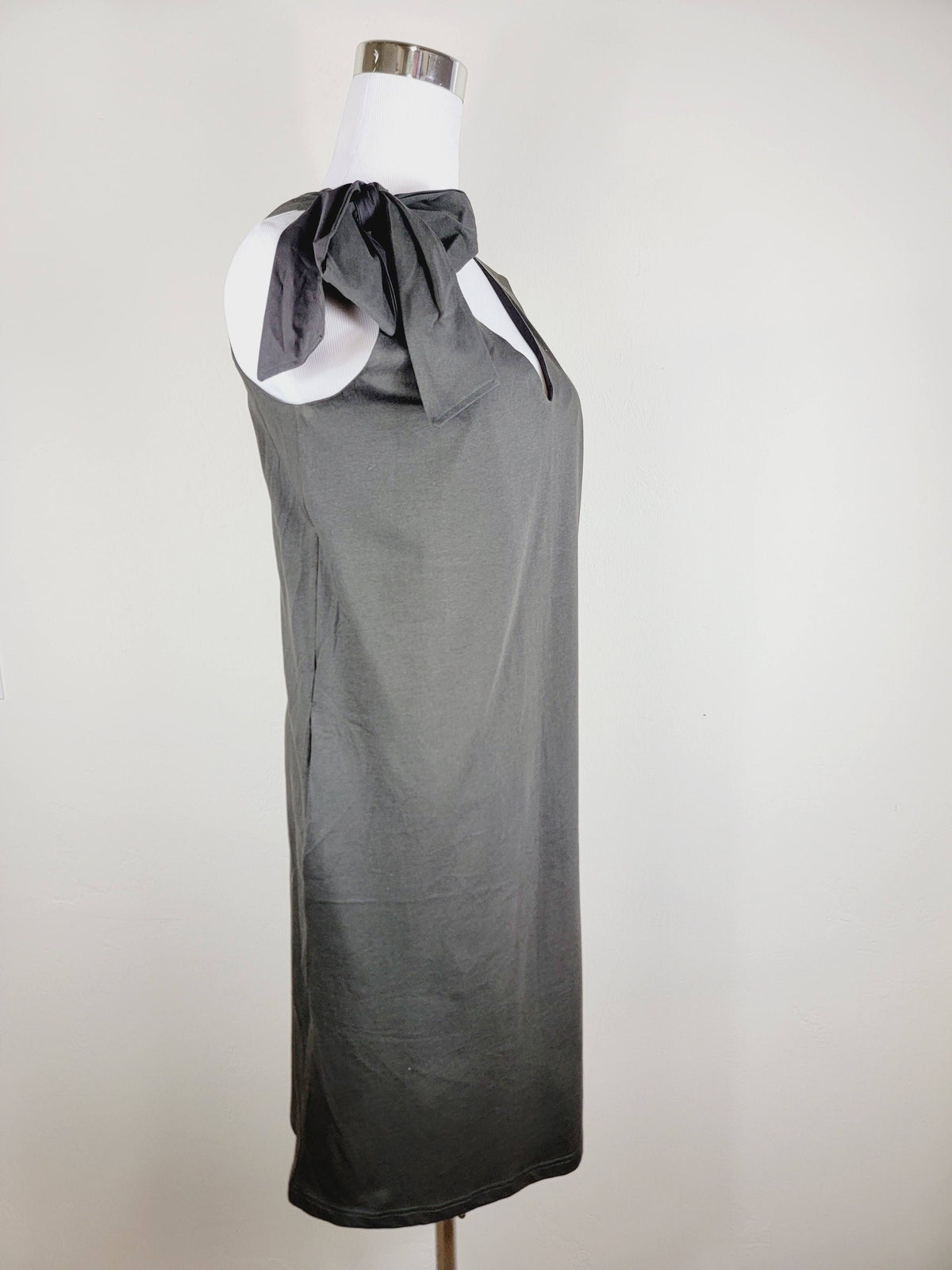 Vestido jersey escote pico lazo hombro con bolsillos Calidad Premium