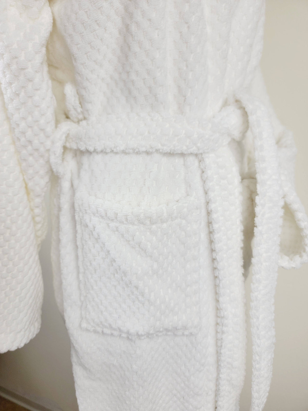 Peignoir unisexe, peignoir de plage, peignoir de spa avec poches, peignoir blanc à pompons