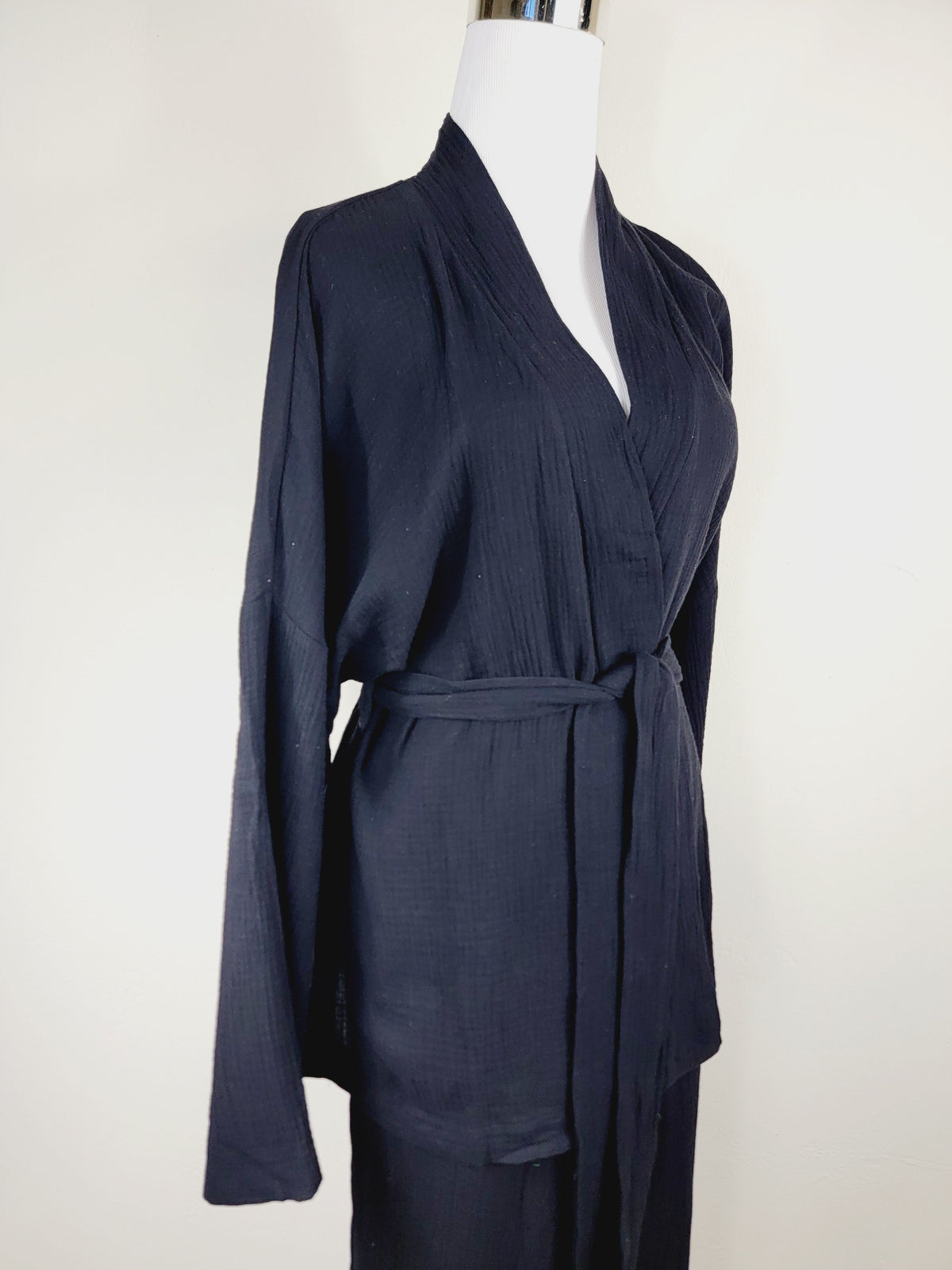 Breathable Muslin Set for Women, Versatile Everyday Wear, Black
