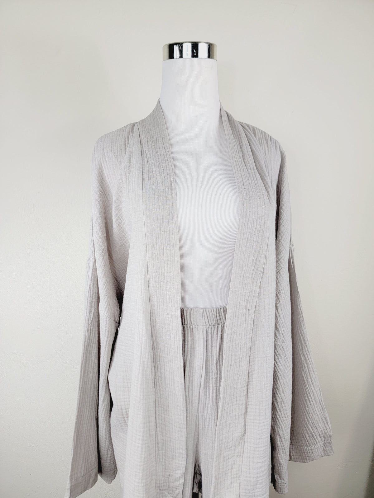 Breathable Muslin Set for Women, Versatile Everyday Wear, Gray