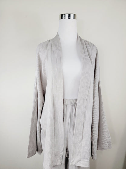 Breathable Muslin Set for Women, Versatile Everyday Wear, Gray