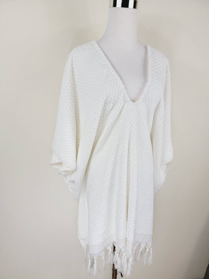 Paréo de plage taille unique – parfait pour la plage, blanc avec pompons