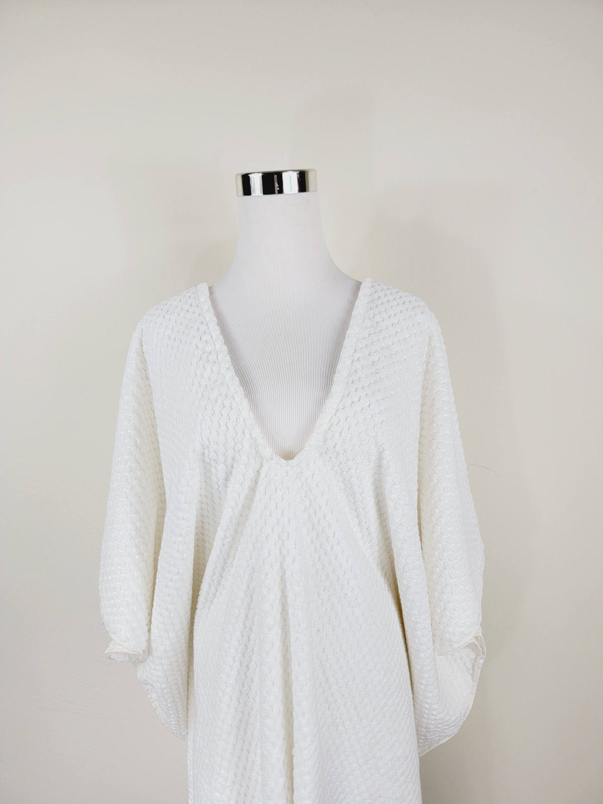 Paréo de plage taille unique – parfait pour la plage, blanc avec pompons