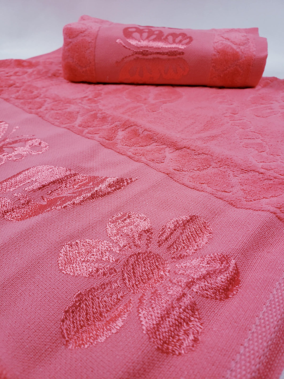 BATH / HAND VELVET TOWEL - Pink Butterfly