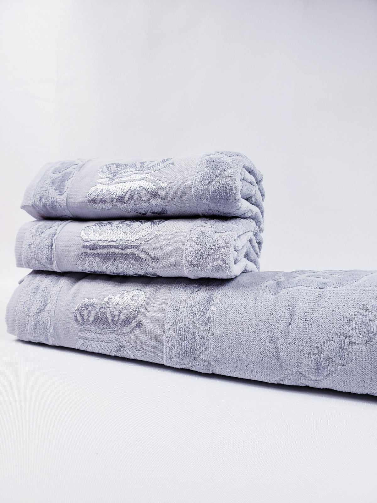 BATH / HAND VELVET TOWEL - Gray Butterfly