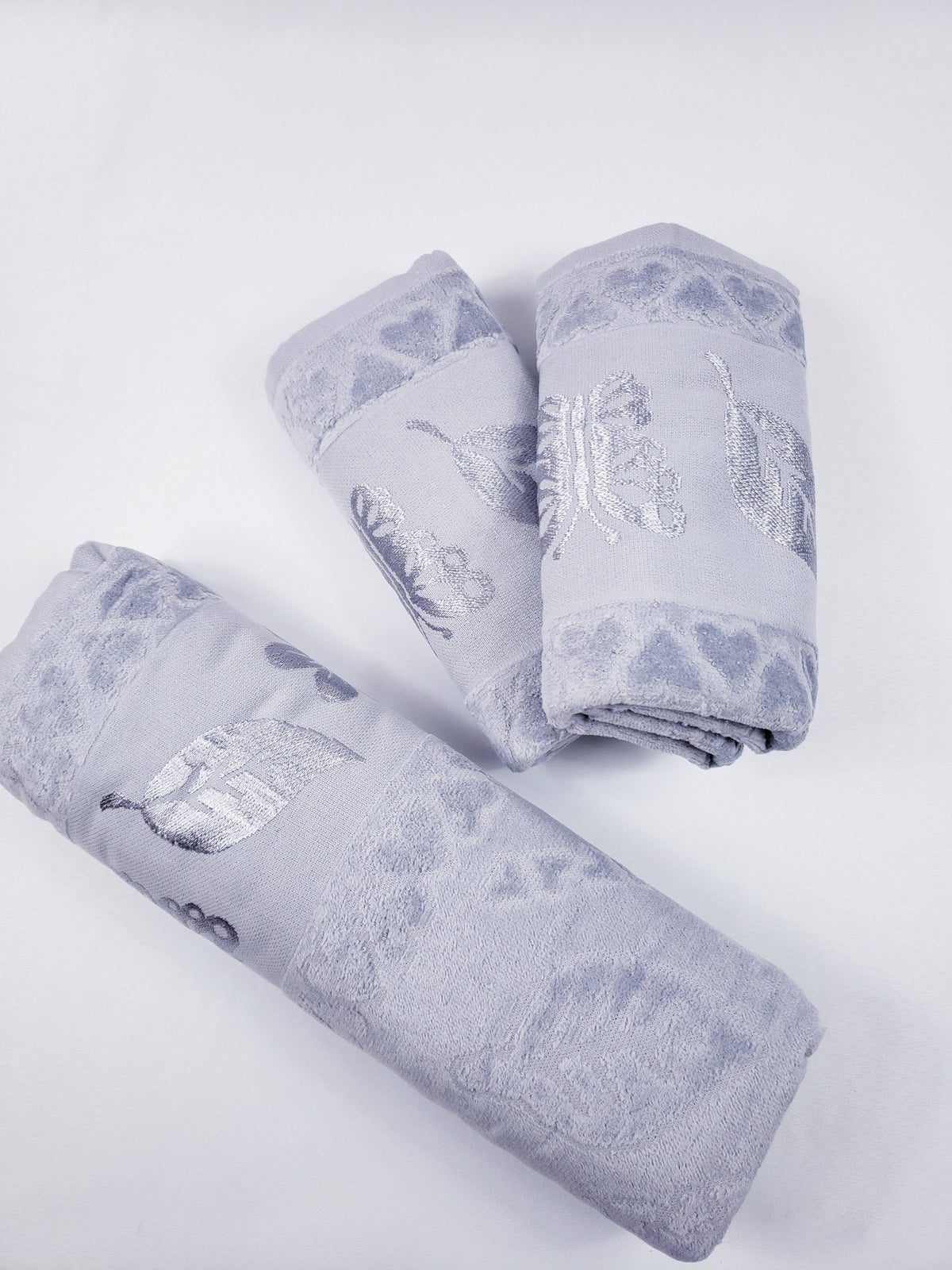 BATH / HAND VELVET TOWEL - Gray Butterfly