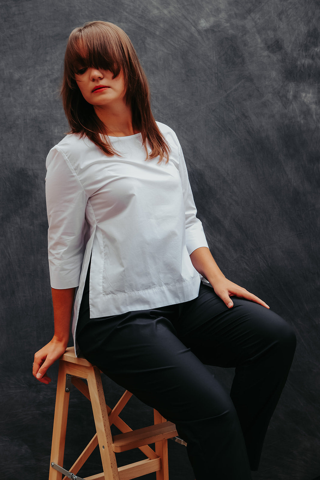 WHITE BLOUSE WITH SHORT FRONT 3/4 SLEEVE - EEBRU